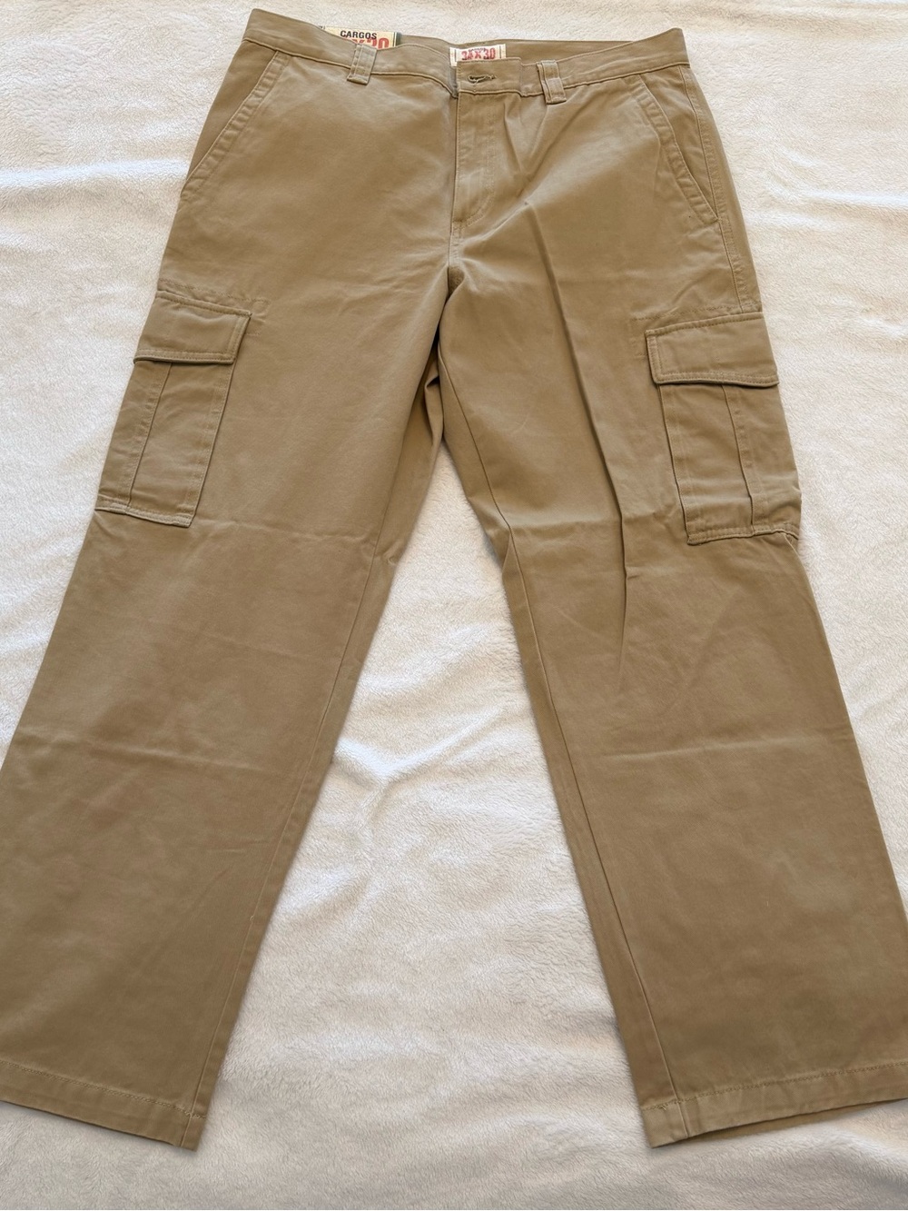 Old Navy Men's Khaki Cargo Pants